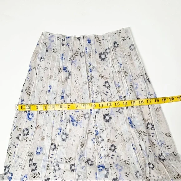 AJE Dellal Midi Skirt Wildflower Floral Print Size US 2 XS (AU 6) White Blue - Picture 5 of 12